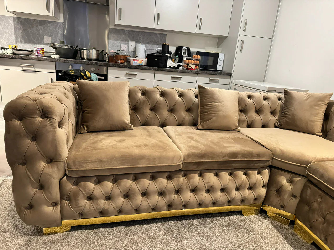 Khalifa New Luxury Chesterfield 5 Seater Round Arm Corner Couch | Heaven Furnishing