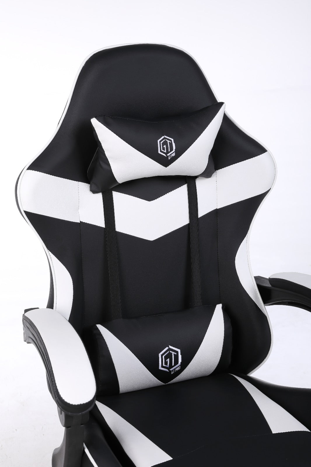 Gaming Chair with Footrest – Ergonomic Reclining Office & Gaming Chair