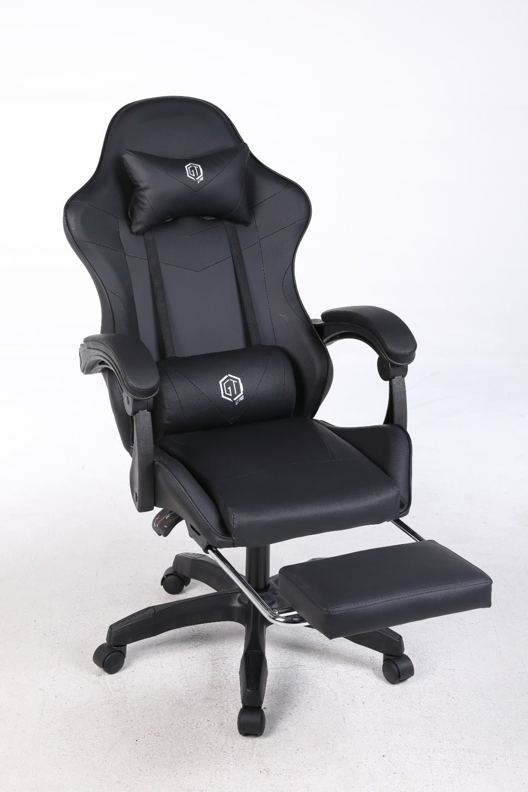 Gaming Chair with Footrest – Ergonomic Reclining Office & Gaming Chair