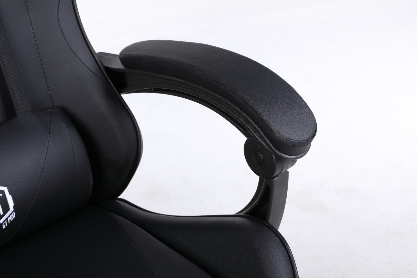 Gaming Chair with Footrest – Ergonomic Reclining Office & Gaming Chair