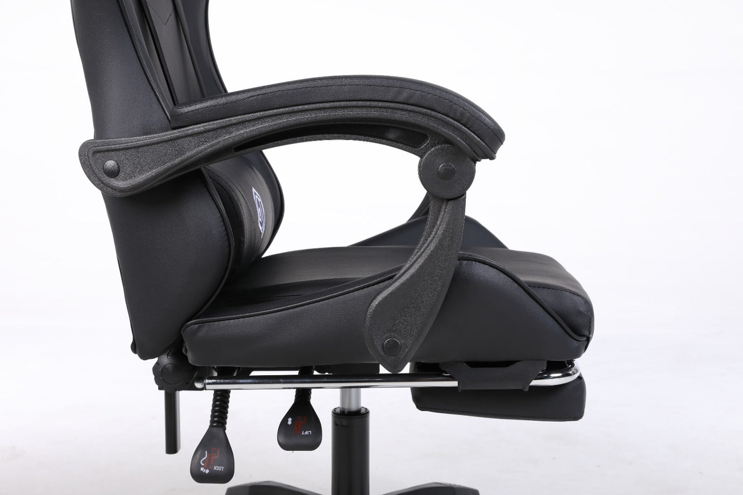 Gaming Chair with Footrest – Ergonomic Reclining Office & Gaming Chair